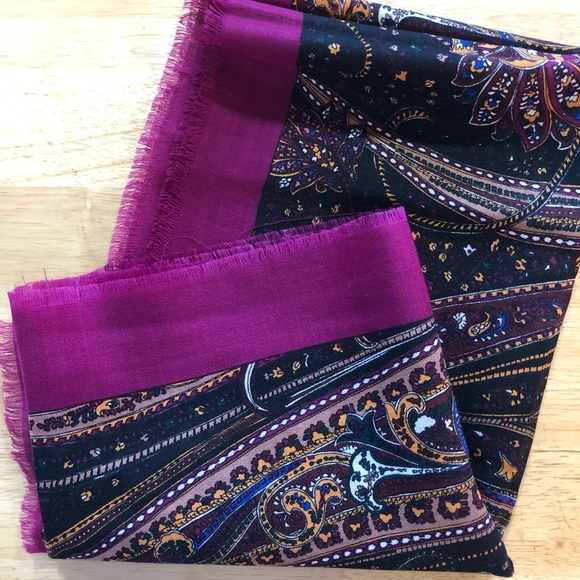 Specialty House Accessories - 100% Wool Paisley Fringed Scarf NWOT